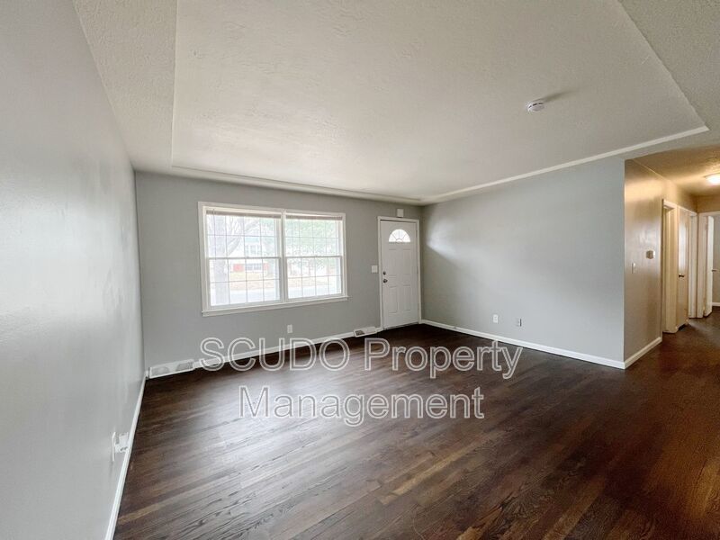 AVAILABLE SOON: Charming 3-Bedroom Home in Grandview! property image