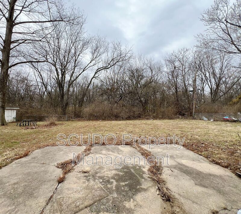 AVAILABLE SOON: Charming 3-Bedroom Home in Grandview! property image