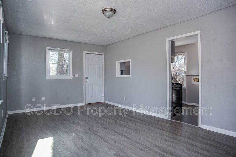 SEE IT NOW: Adorable 2-Bed Home with Bright Interiors in Independence! property image