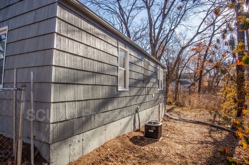 SEE IT NOW: Adorable 2-Bed Home with Bright Interiors in Independence! property image