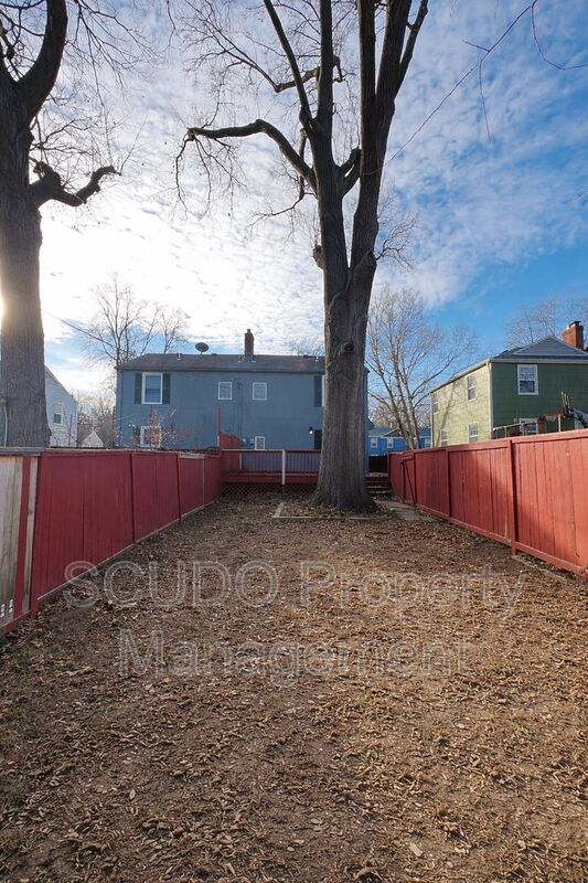 COMING SOON: Bright 3-Bed, 2.5-Bath Townhouse with Private Deck & Fenced Yard in Oak Meyer Gardens! property image