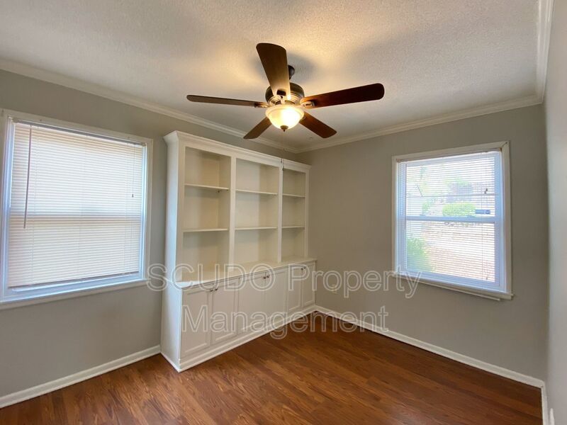 Beautiful 3 bedroom Prairie Village Home! property image