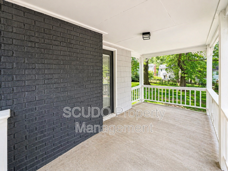 Bright & Welcoming Haven at 6720 Holmes Rd property image