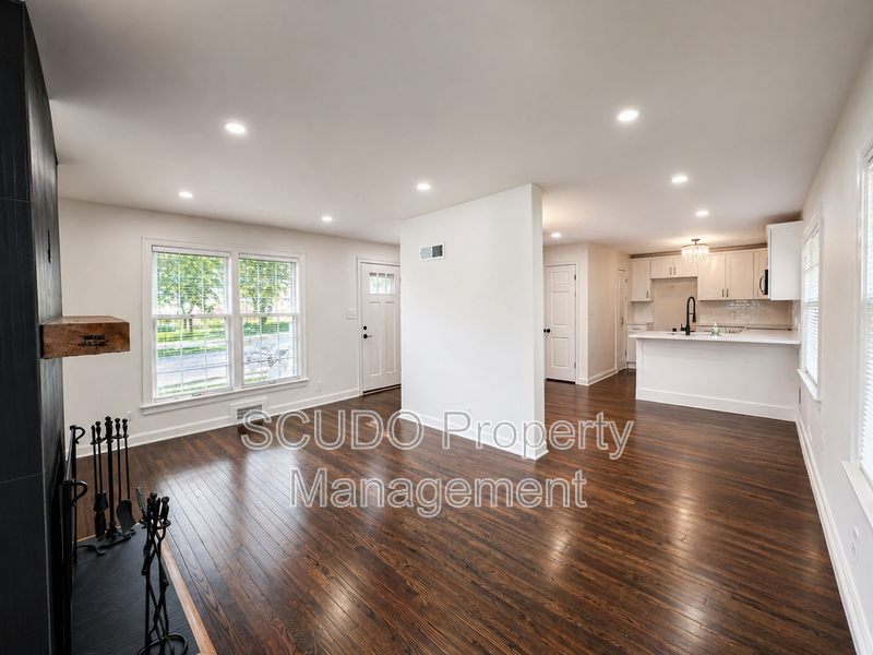 Bright & Welcoming Haven at 6720 Holmes Rd property image