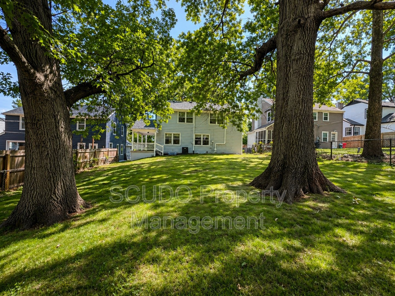 Bright & Welcoming Haven at 6720 Holmes Rd property image