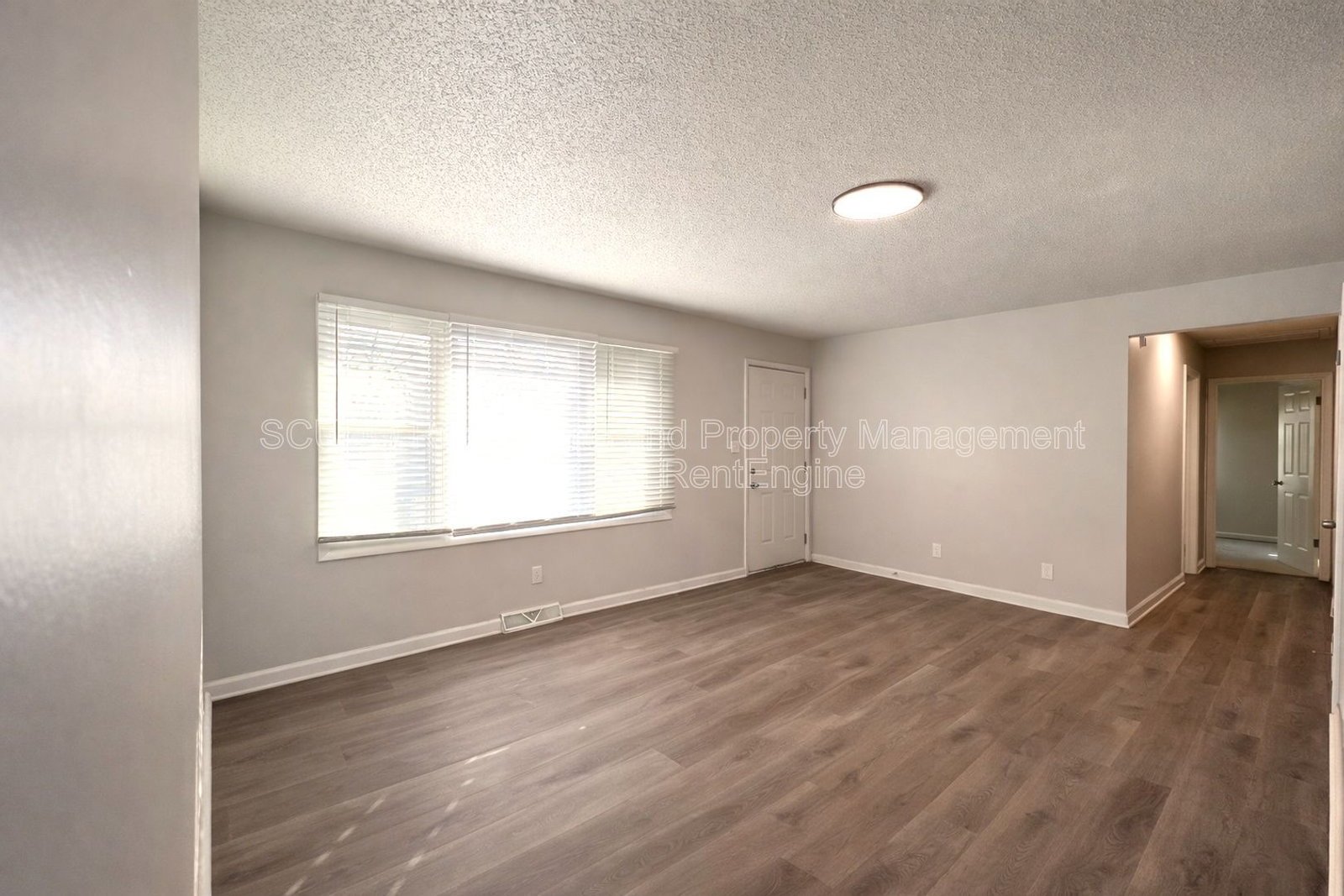 MOVE IN SPECIAL! Charming Home on a Peaceful Street in South Kansas City! property image
