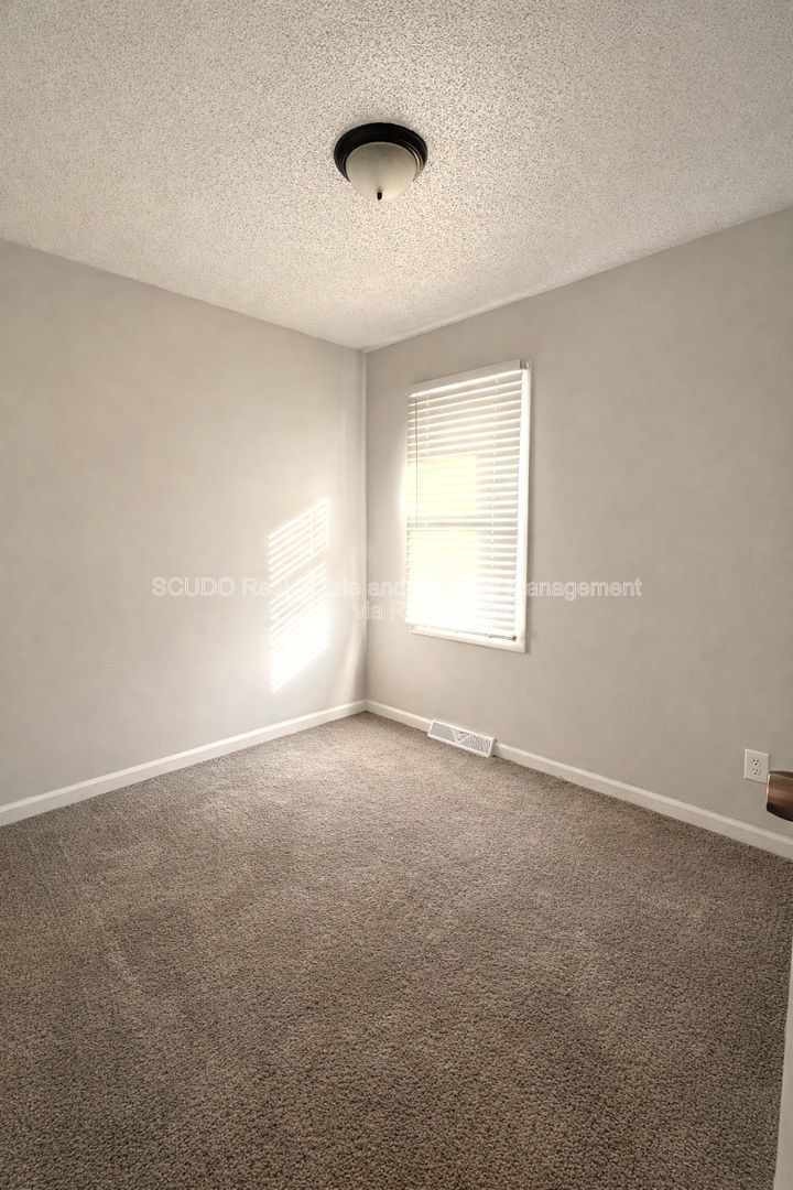 MOVE IN SPECIAL! Charming Home on a Peaceful Street in South Kansas City! property image