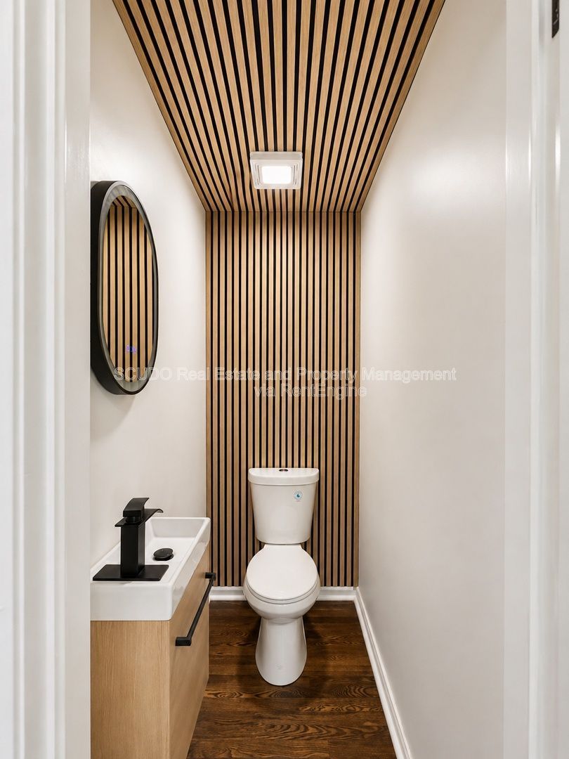 Bright & Welcoming Haven at 6720 Holmes Rd property image