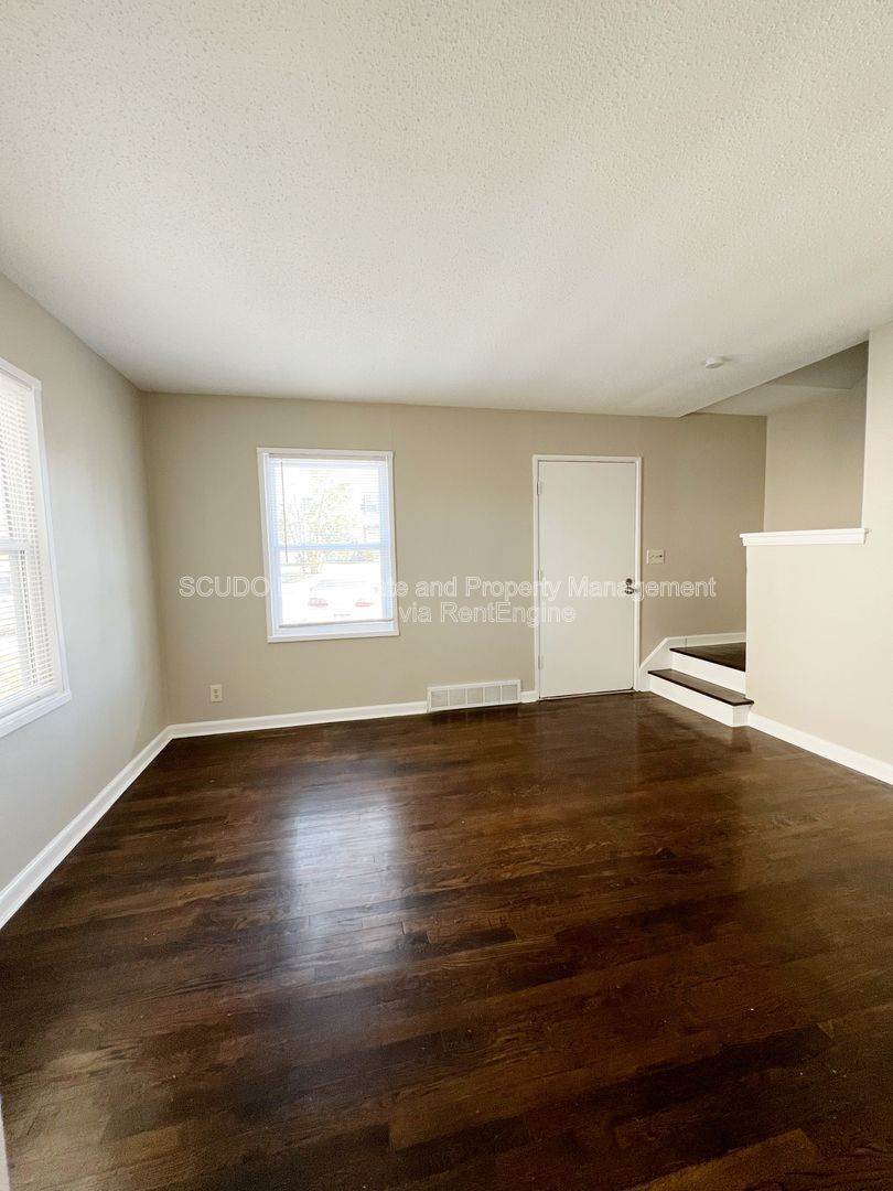 Don't miss this: Charming 2BR Duplex! property image