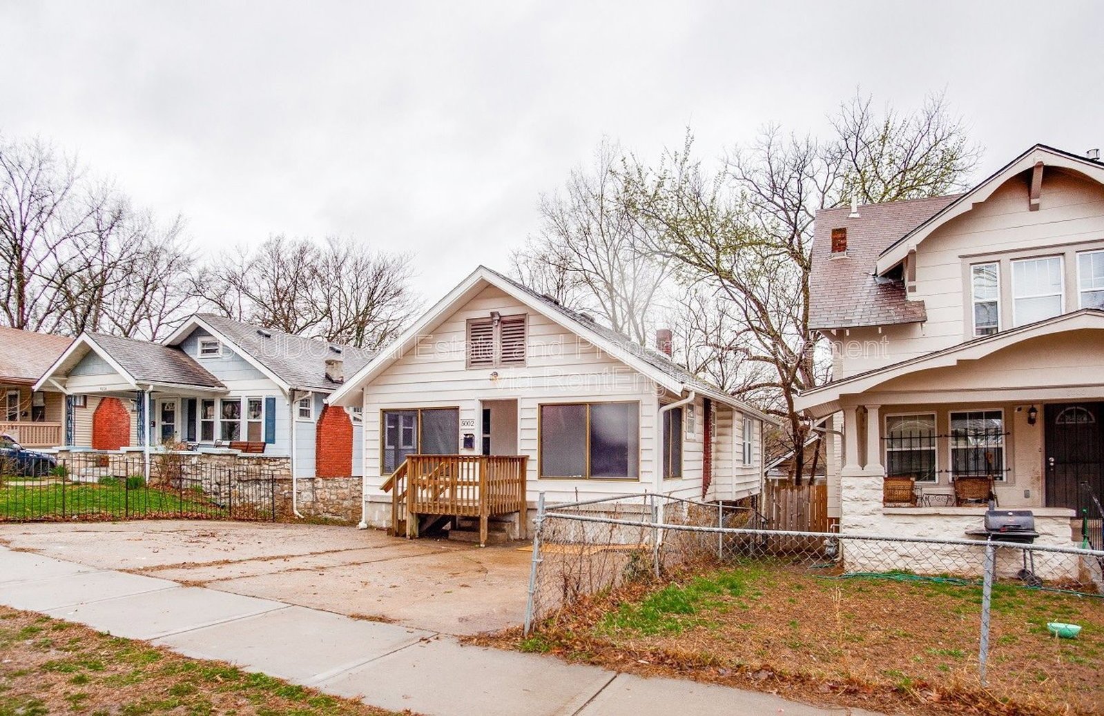 Check out this 3 Bedroom 1 Bath Home in Kansas City! property image