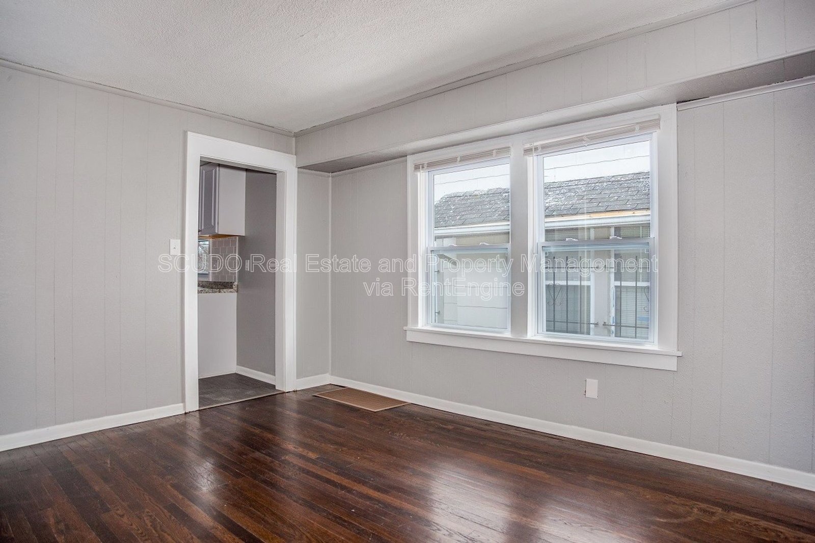 Check out this 3 Bedroom 1 Bath Home in Kansas City! property image