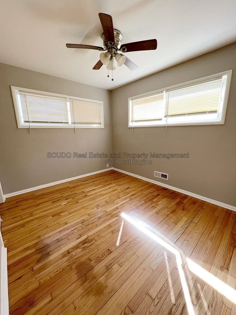 Charming Home with Hardwood Floors & Spacious Backyard! property image