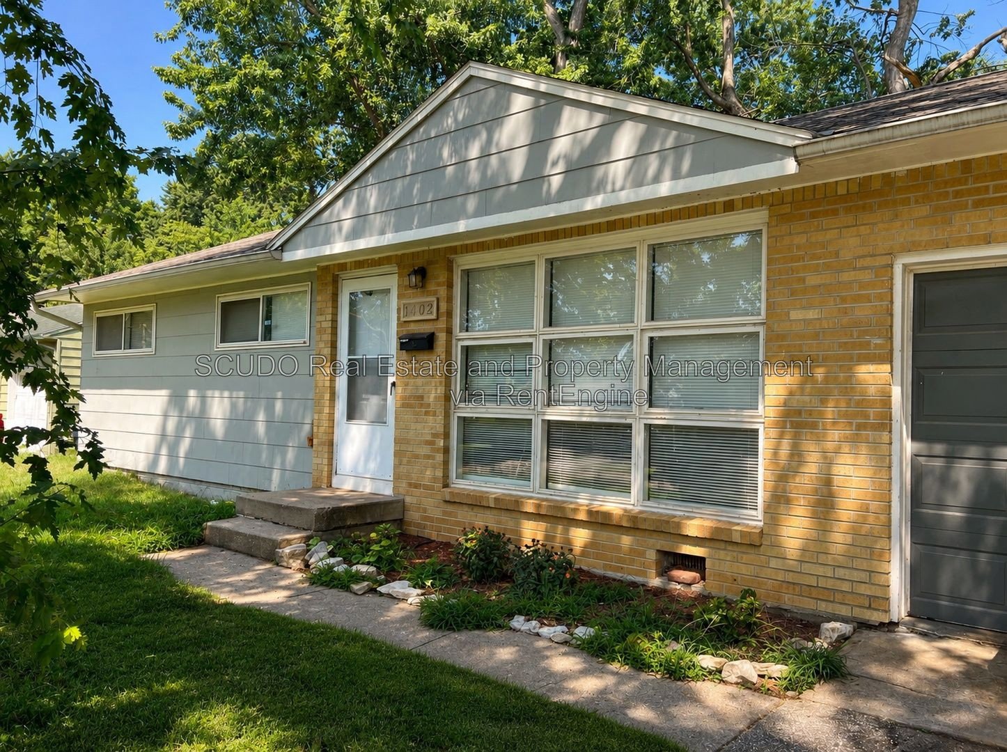 Charming Home with Hardwood Floors & Spacious Backyard! property image
