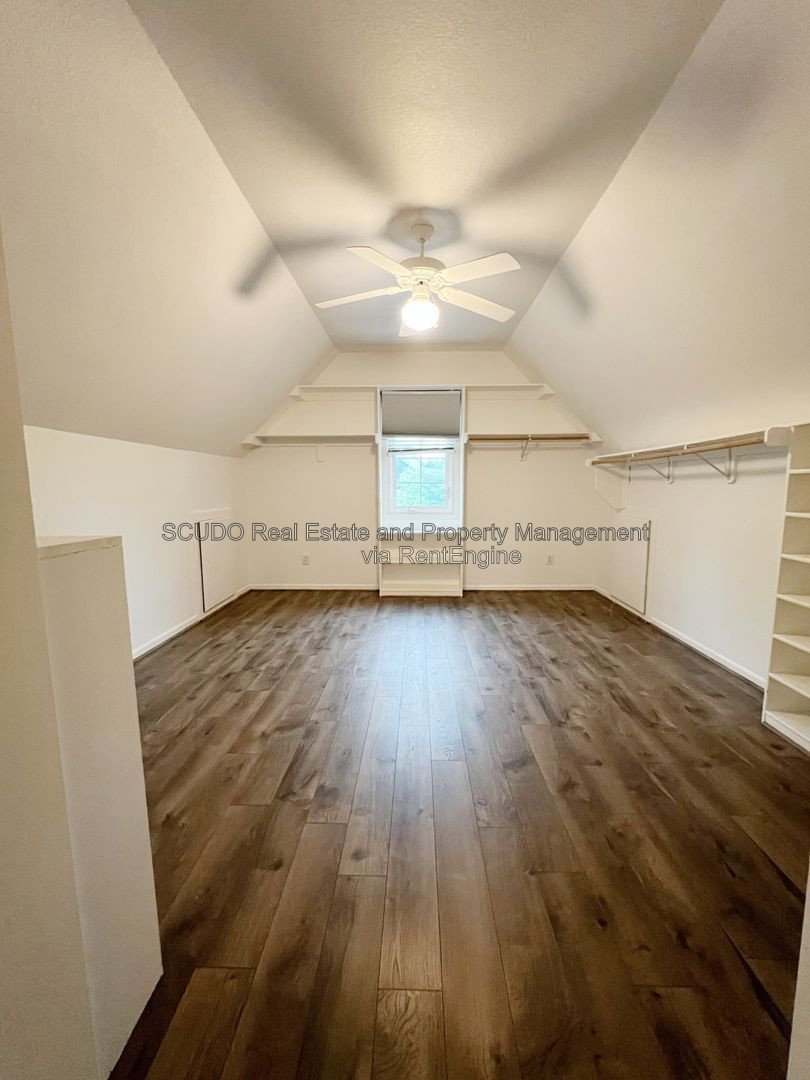 Charming 3-Bedroom Home with Spacious Backyard in Overland Park property image