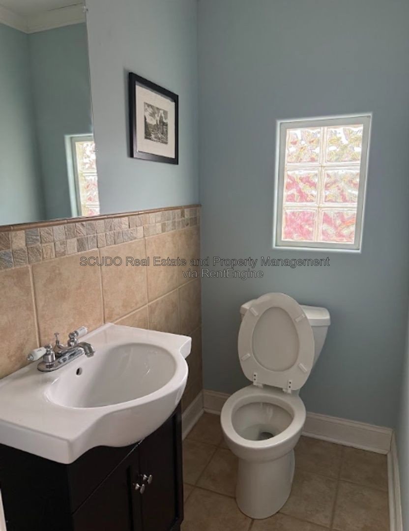 Bright, Spacious & Full of Character in Kansas City property image