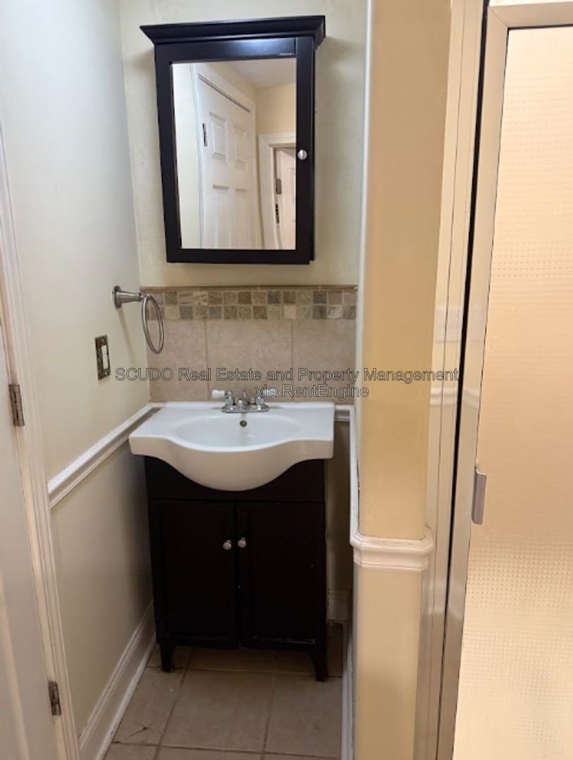 Bright, Spacious & Full of Character in Kansas City property image