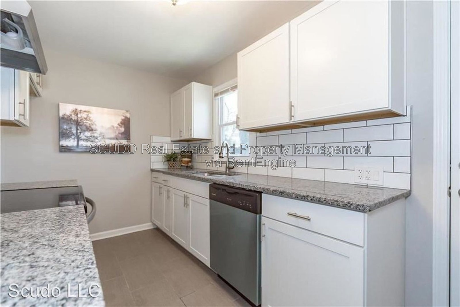 Bright, Fresh & Welcoming Prairie Village Home! property image
