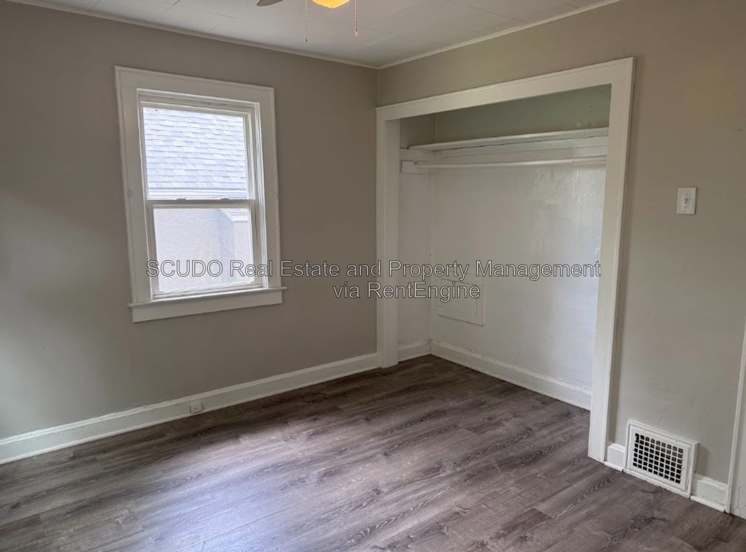Cozy Bungalow with Bright Living Spaces & Classic Charm! property image
