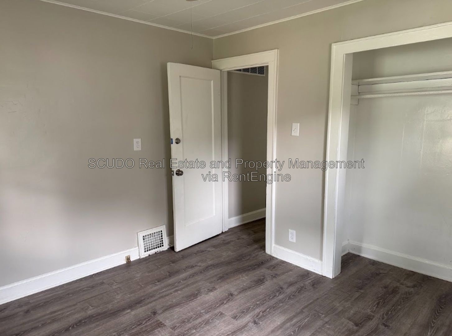 Cozy Bungalow with Bright Living Spaces & Classic Charm! property image