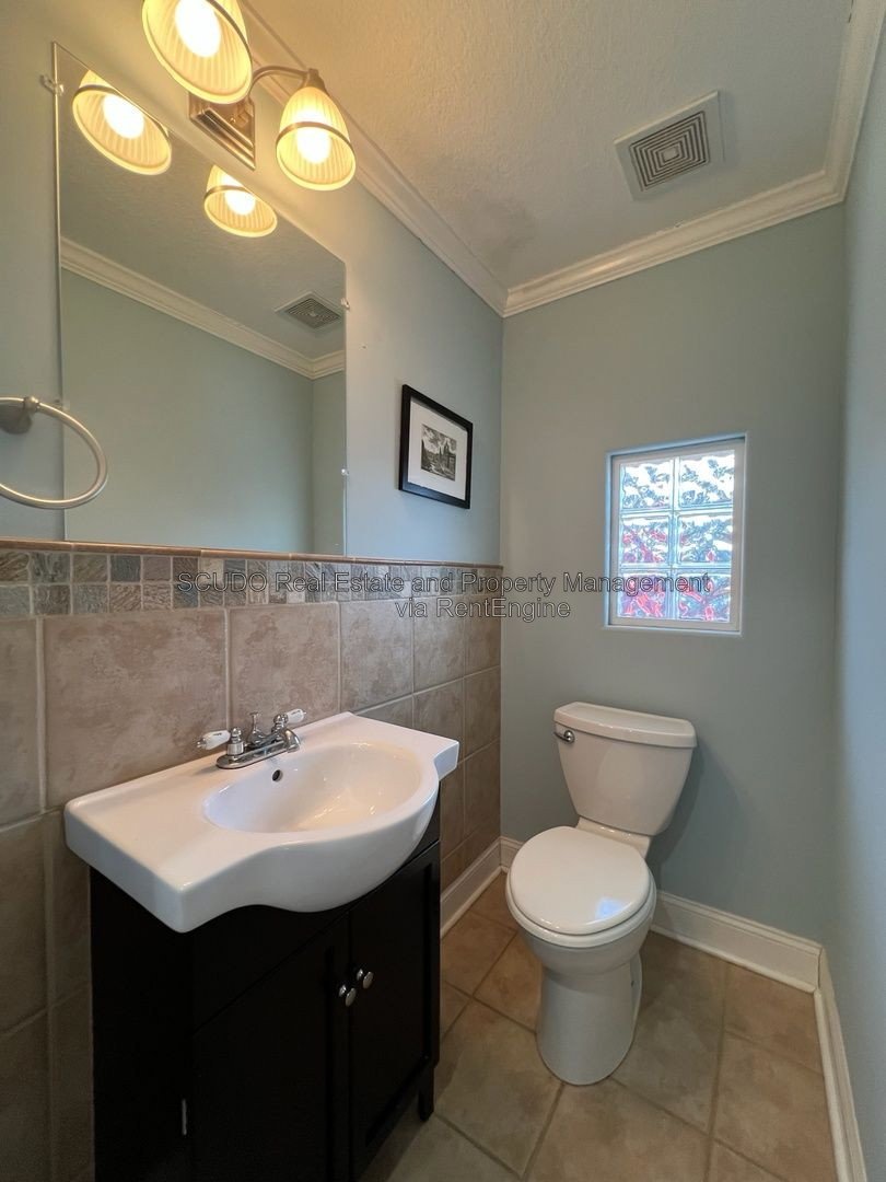 Bright, Spacious & Full of Character Duplex in Brookside!! property image